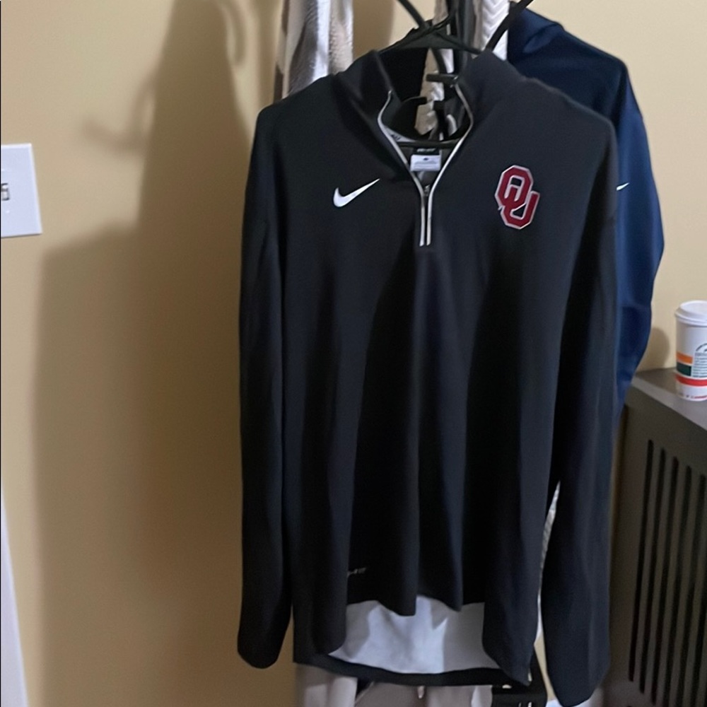 Oklahoma Nike q zip